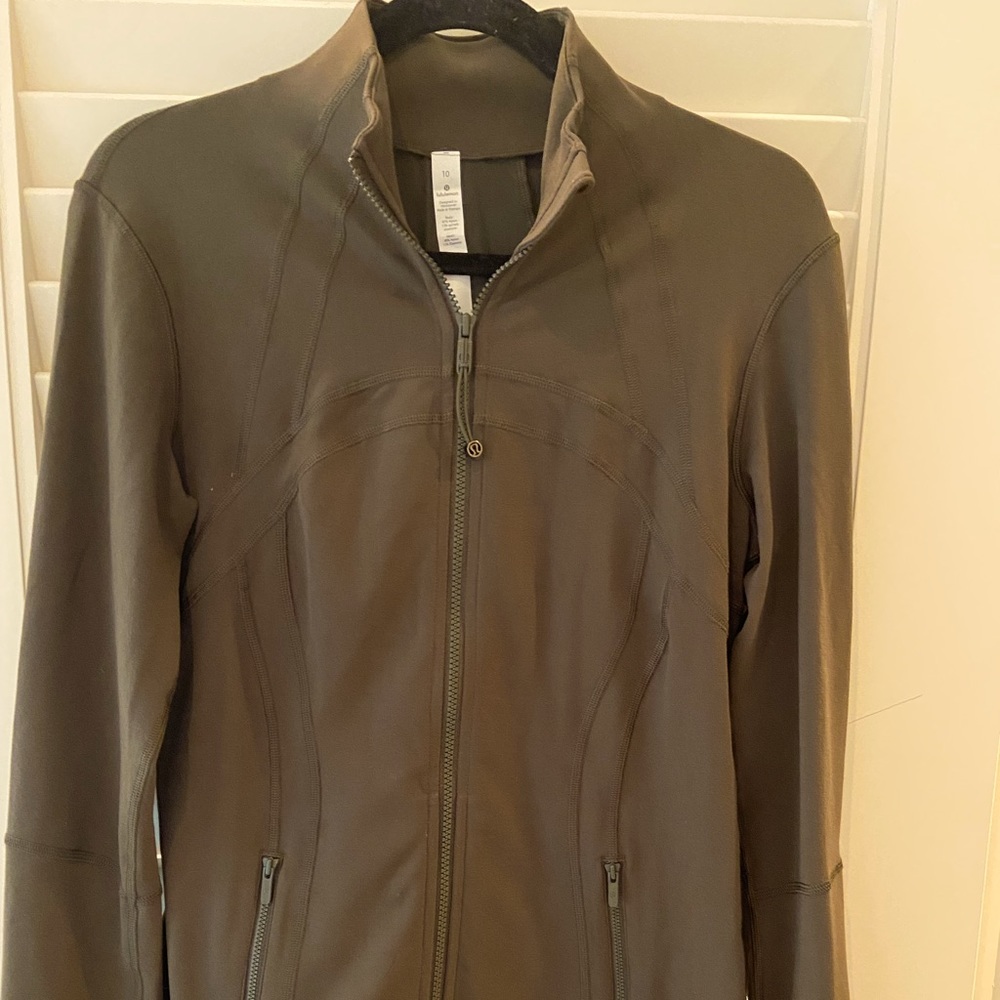 LULULEMON Define Jacket Luon Fabric